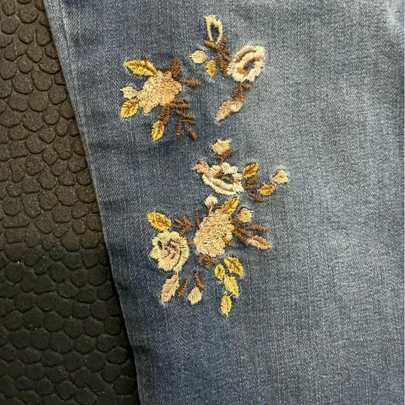 DEMOCRACY “Ab"solution® Blue Denim embroidered size 6 - Picture 4 of 8